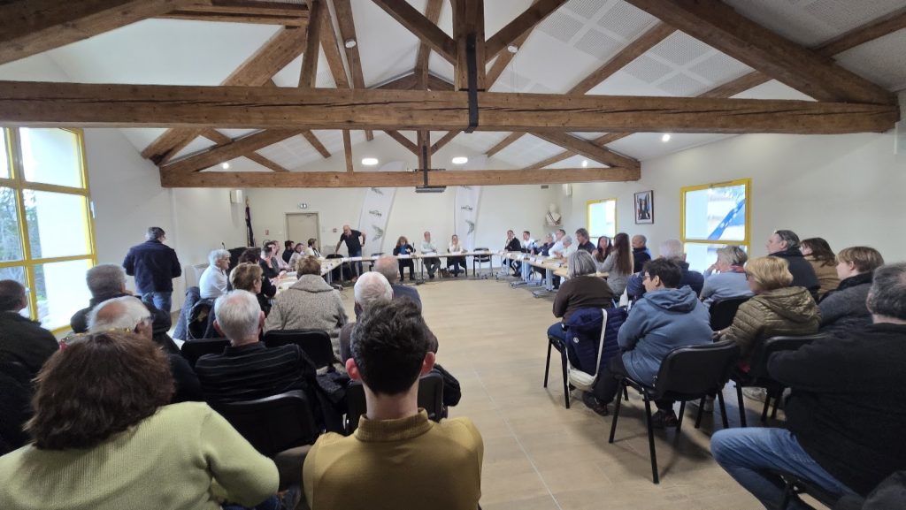 Jeux de la transparence avec la municipalité.